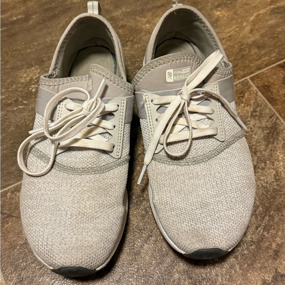 Woman’s Gray New balance Sneakers